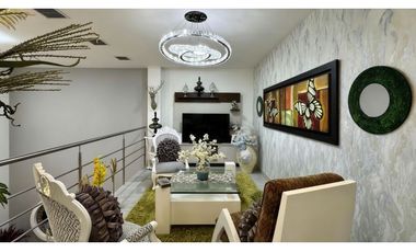 Casa de lujo con terraza en venta | Las Mercedes - Palmira