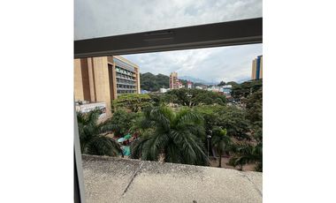 OFICINA EN VENTA CENTRO DE VILLAVICENCIO ED SANTANDER