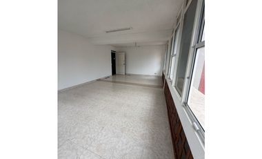 OFICINA EN VENTA CENTRO DE VILLAVICENCIO ED SANTANDER