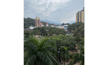 OFICINA EN VENTA CENTRO DE VILLAVICENCIO ED SANTANDER