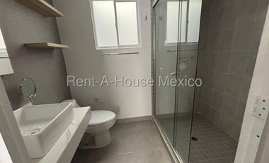 Departamento en venta en Rancho La Luz 26-2119 FM
