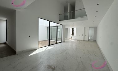 CASA EN VENTA PASEOS LORETTA, AGUASCALIENTES