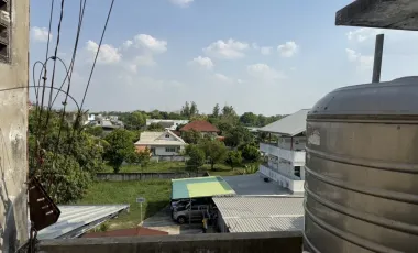 4 Bedroom Townhouse for sale in Chum Het, Buri Ram