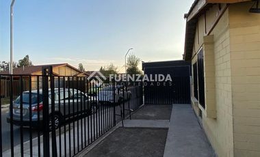 Casa en Arriendo en Cardenal Raul Silva Henriquez