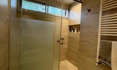 CASA EN VENTA EN City Bell