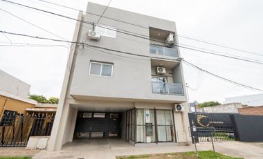 DEPARTAMENTO EXCELENTE UBICACION - SANTO TOME.-