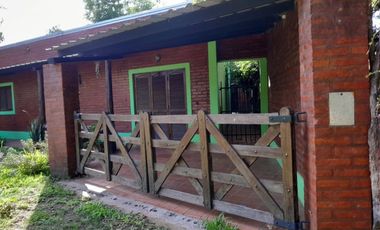 CASA EN VENTA EN ARROYO LEYES - LOTEO DON DAVID