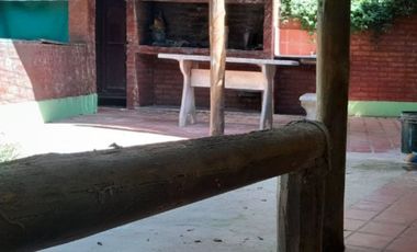 CASA EN VENTA EN ARROYO LEYES - LOTEO DON DAVID