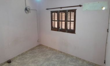 CASA EN VENTA EN ARROYO LEYES - LOTEO DON DAVID