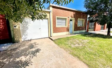 SE VENDE CASA PATIO/PILETA Y QUINCHO EN PRADERA II