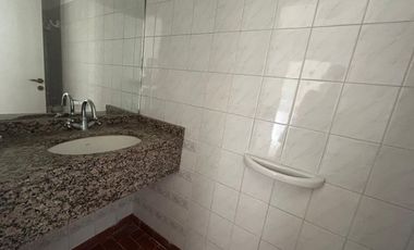 VENTA CONSULTORIO/CASA LOTE PROPIO LUJAN CENTRO