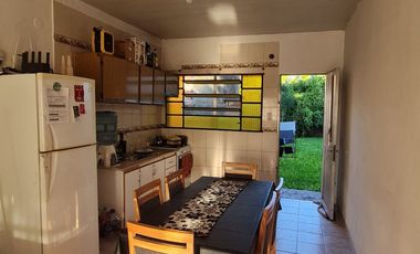 Venta Casa con renta en San Carlos Centro.-