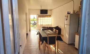 Venta Casa con renta en San Carlos Centro.-