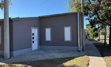 VENTA CASA 2 DORMITORIOS BARRIO ESTE