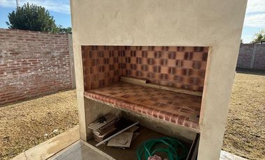 VENTA CASA 2 DORMITORIOS EN HUMBOLDT