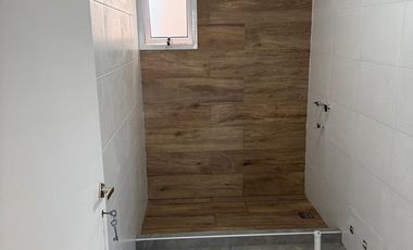 VENTA CASA 2 DORMITORIOS EN HUMBOLDT