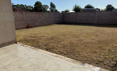 VENTA CASA 2 DORMITORIOS EN HUMBOLDT