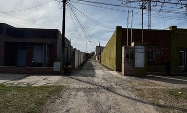 VENTA CASA INTERNA ZONA CENTRO HUMBOLDT