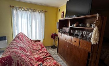 VENTA CASA INTERNA ZONA CENTRO HUMBOLDT