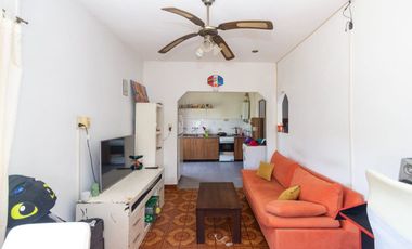 Venta PH 5 ambientes multifamiliar balcón frente