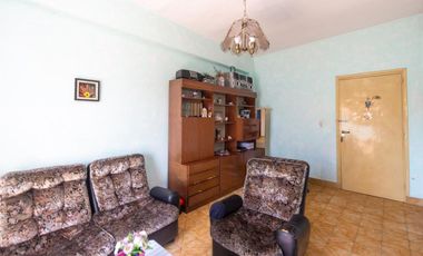 Venta PH 5 ambientes multifamiliar balcón frente