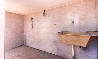 Venta PH 5 ambientes multifamiliar balcón frente