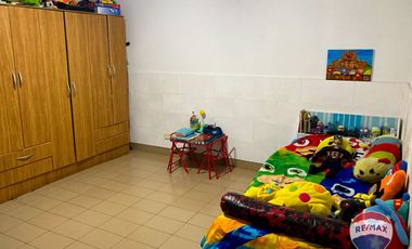CASA 3 AMBIENTES EN VENTA EN LUIS GUILLON CENTRO
