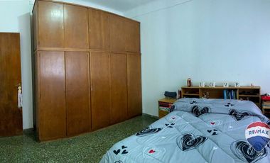 CASA 3 AMBIENTES EN VENTA EN LUIS GUILLON CENTRO