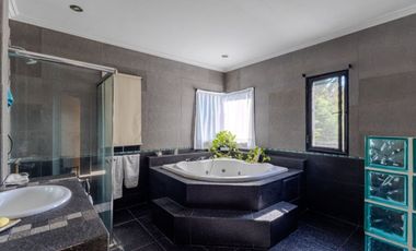 VENTA CASA 4 AMBIENTES VILLAGE DEL PARQUE