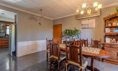 VENTA CASA 4 AMBIENTES VILLAGE DEL PARQUE