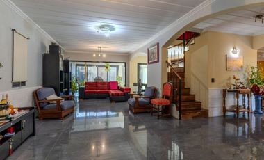 VENTA CASA 4 AMBIENTES VILLAGE DEL PARQUE