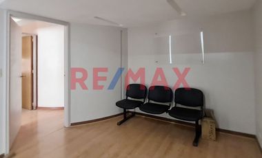 ALQUILER OFICINA 103 m2 MICROCENTRO OPORTUNIDAD