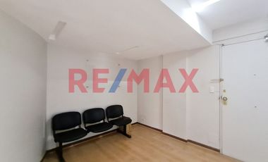 ALQUILER OFICINA 103 m2 MICROCENTRO OPORTUNIDAD