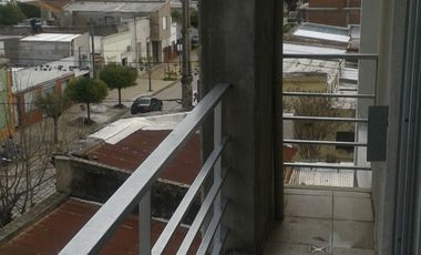 Departamento EN VENTA - Bulnes al 428 1º Piso AL FRENTE - Baradero - Bs As