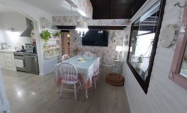 VENTA DE CASA CON HERMOSO PARQUE PILETA QUINCHO