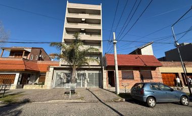 DEPTO. 2 AMB CON BALCON AL FRENTE APTO CREDITO