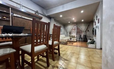 Casa en venta de 4 ambientes Apta Crédito, Lanús O