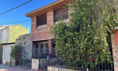 Casa en venta de 4 ambientes Apta Crédito, Lanús O