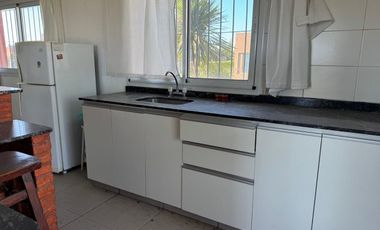 CASA DE DOS DORMITORIOS FUNES NORTE