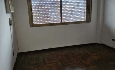 VENTA PH AL FRENTE, COCHERA, V.MADERO, OPORTUNIDAD