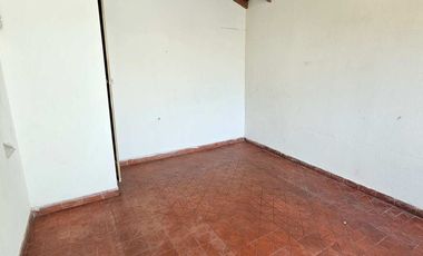 VENTA PH AL FRENTE, COCHERA, V.MADERO, OPORTUNIDAD