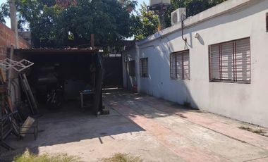 VENTA DEPOSITO MAS OFICINAS EN CIUDADELA