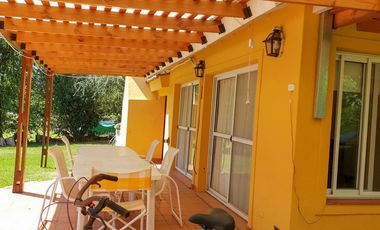 casa alquiler 4/5 ambientes Nautico Escobar