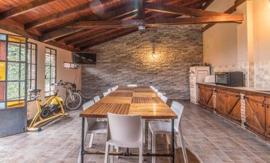 VENTA CASA 4 AMBIENTES CASEROS