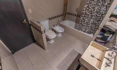 VENTA CASA 4 AMBIENTES CASEROS