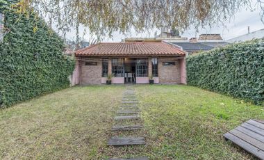 VENTA CASA 4 AMBIENTES CASEROS