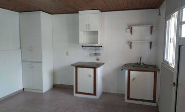 CASA EN VENTA EN PEHUAJO CON 2 DEPARTAMENTOS