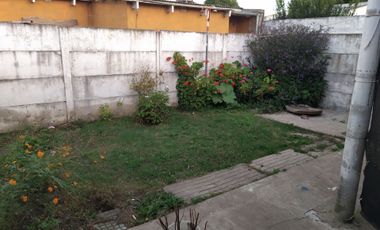 CASA EN VENTA EN PEHUAJO CON 2 DEPARTAMENTOS
