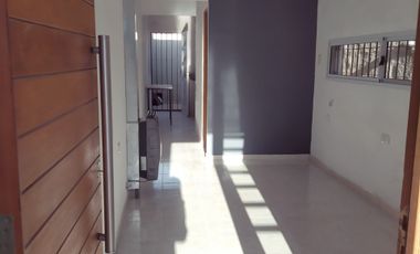 CASA EN VENTA EN PEHUAJO CON 2 DEPARTAMENTOS
