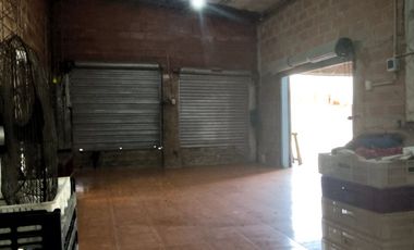 Venta Galpon o  Local mas Vivienda La Loma Lujan